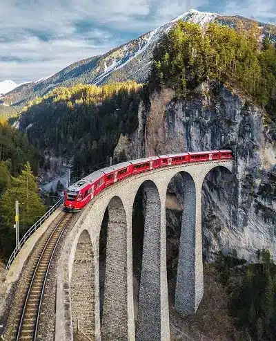 قطار سوئیس